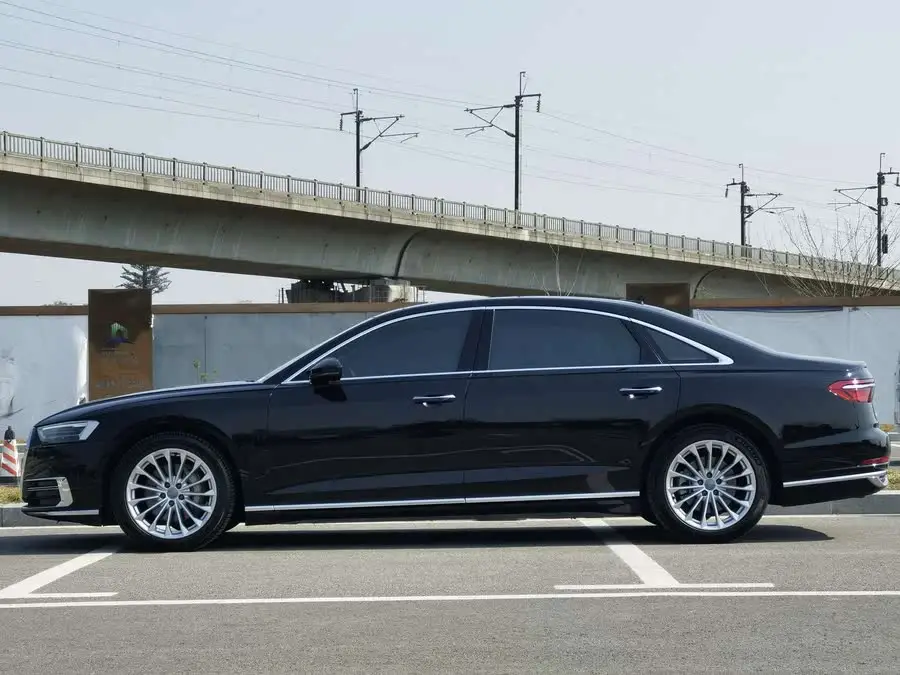 أودي A8 طراز 2019 تحديث بلس A8L 50 TFSI كواترو راحة