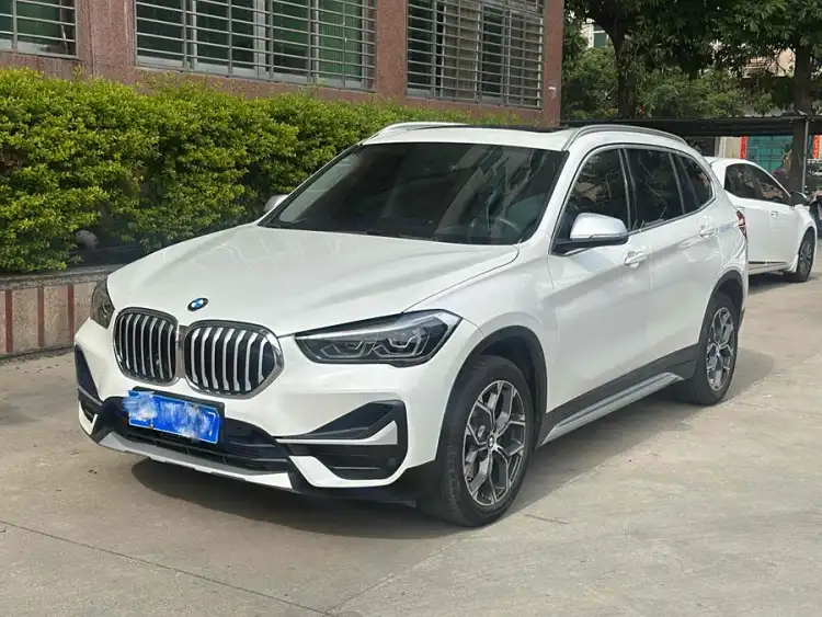 BMW X1 2022 sDrive20Li Luxury Edition
