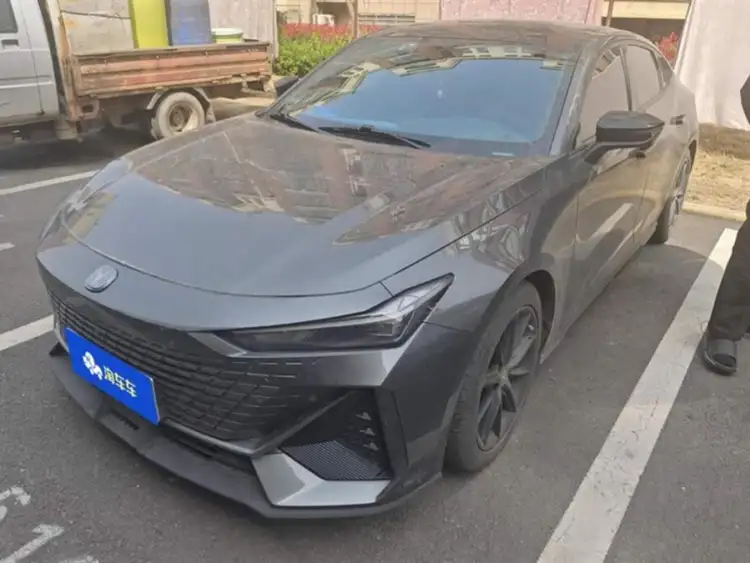 Changan UNI-V 2022 1.5T Premium