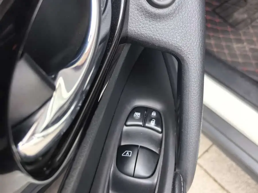 2021 نيسان إكس-تريل 2.0 لتر CVT 2WD XL ITS إصدار الراحة الذكية