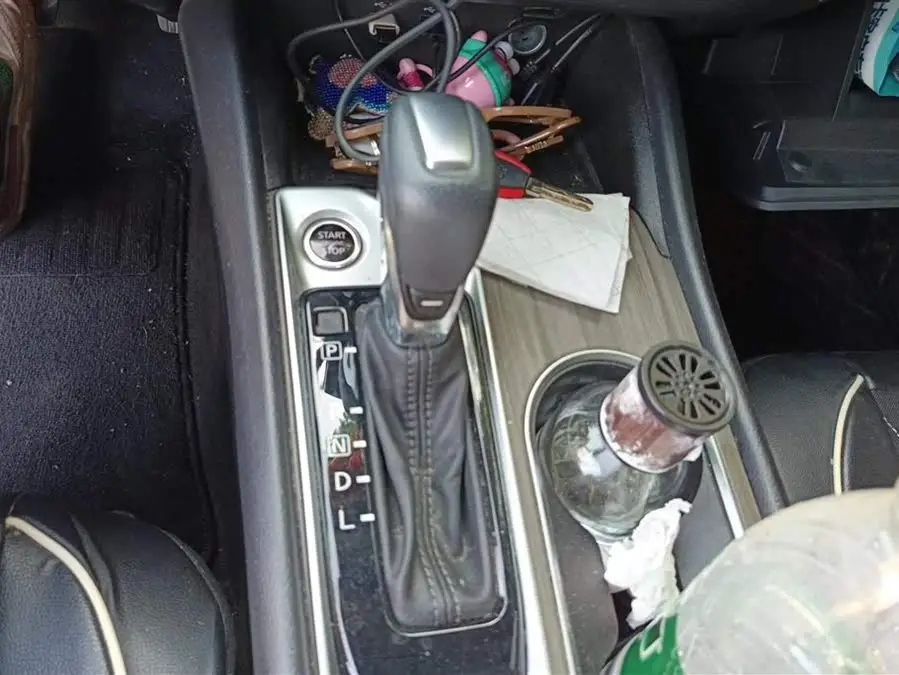 تيانا 2021 2.0L XL إصدار الراحة