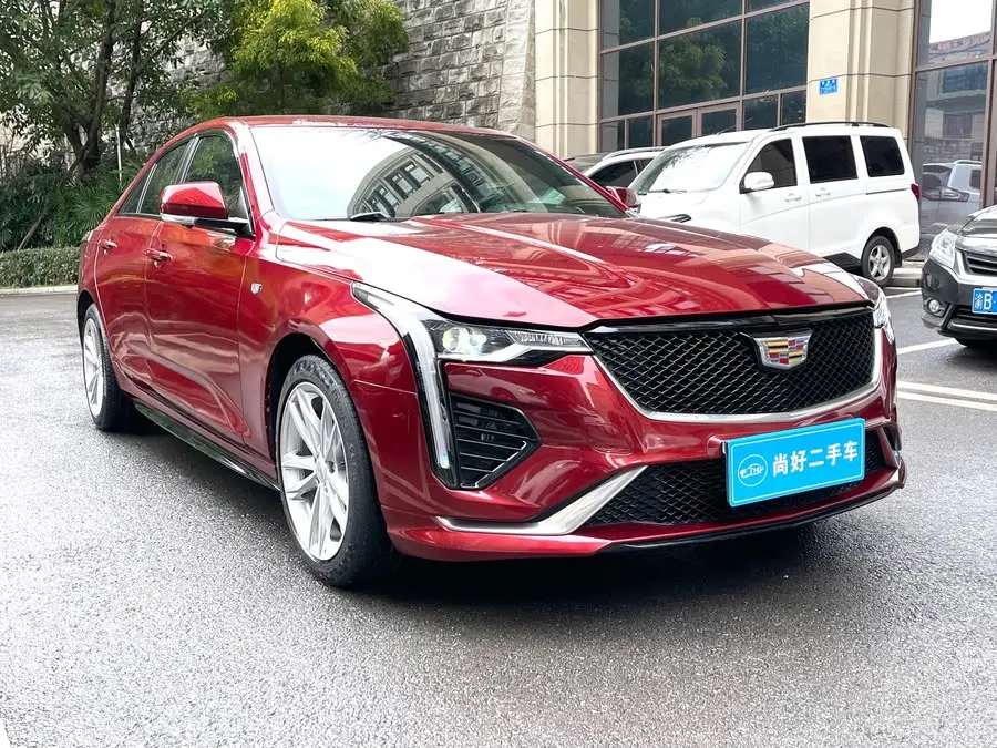 كاديلاك CT4 2021 28T فئة الرفاهية