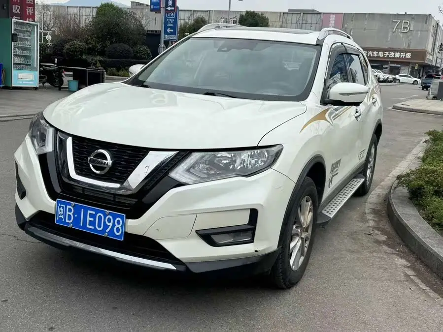 نيسان إكس تريل 2021 2.0 لتر CVT دفع ثنائي XL إصدار الراحة الذكية