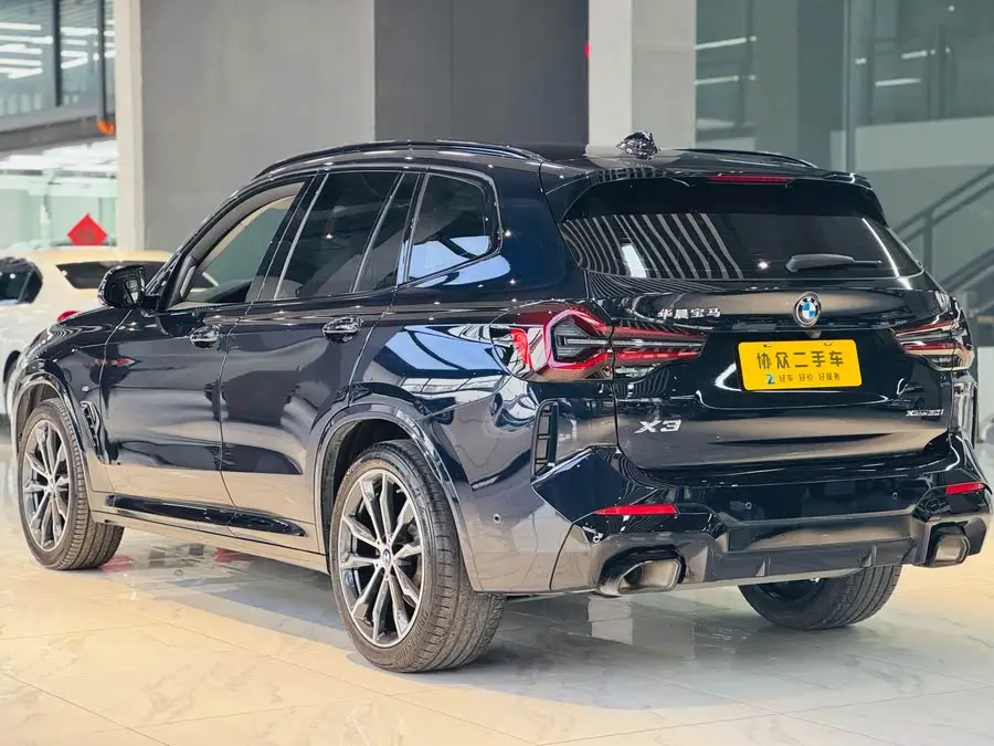 BMW X3 2023 xDrive30i Leading Model M Night Package