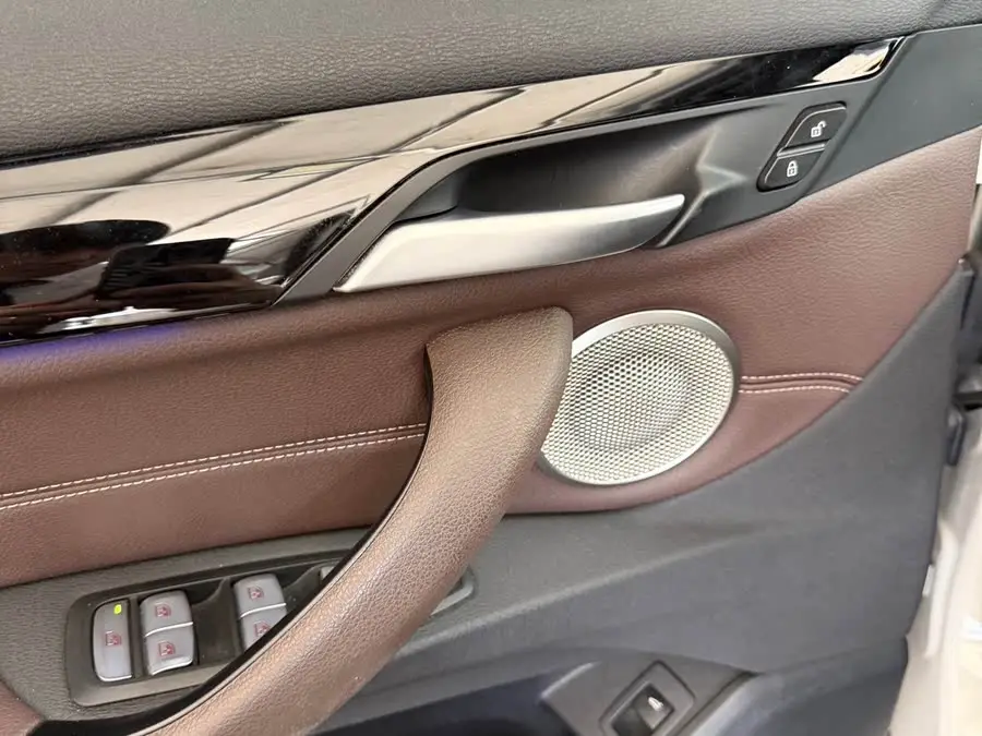 BMW X1 2022 sDrive20Li Fashion Edition