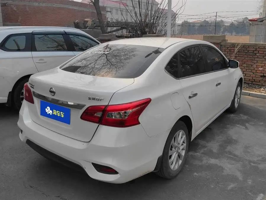 2022 نيسان سيلفي كلاسيك 1.6XL CVT نسخة فاخرة