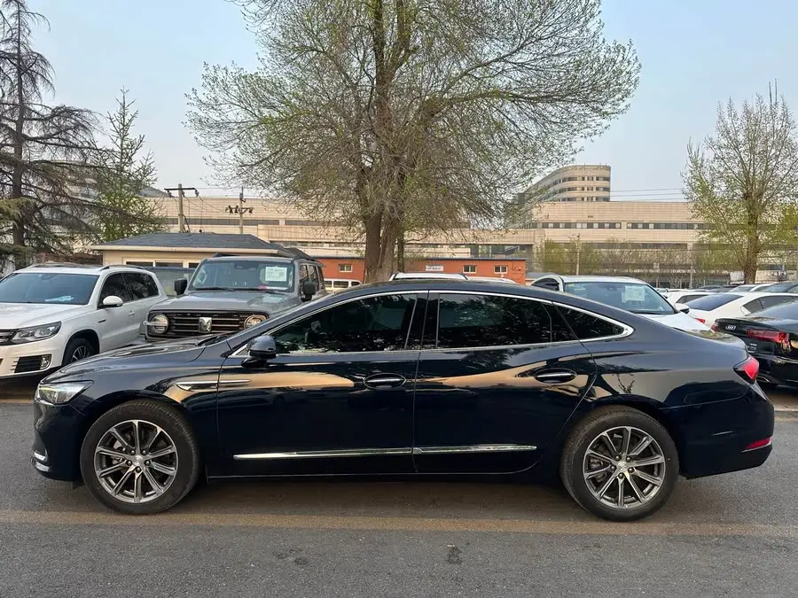 بيوك لاكروس 2020 652T بريميوم