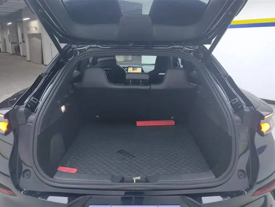 شانجان UNI-T 2022 1.5T الرائد