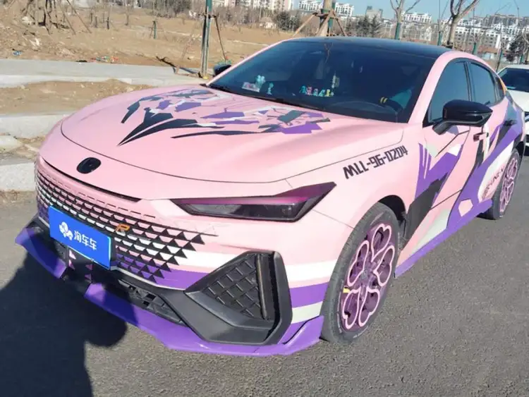 Changan UNI-V 2023 2.0T Ling Su Edition