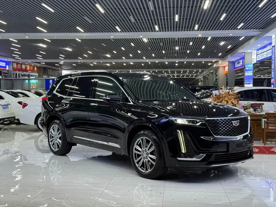 2021 كاديلاك XT6 28T فاخرة ذات ستة مقاعد ودفع رباعي