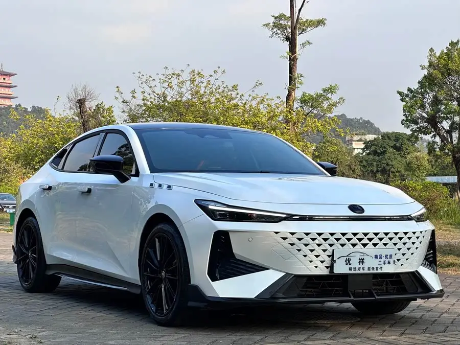 Changan UNI-V 2024 1.5T Premium Sports Edition