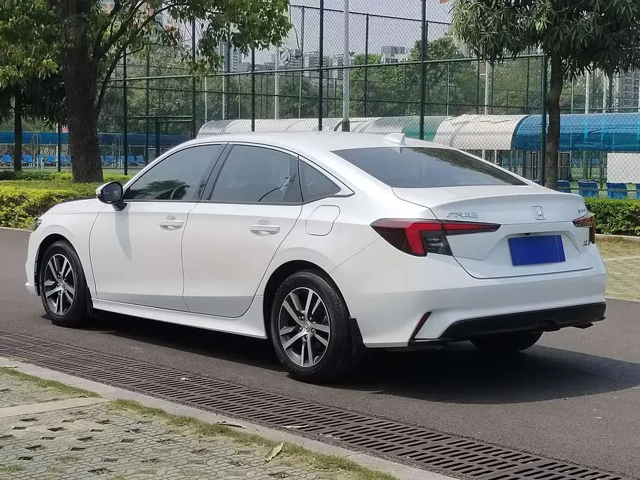 طراز 2022 من XINGGE 240TURBO CVT نسخة التكنولوجيا