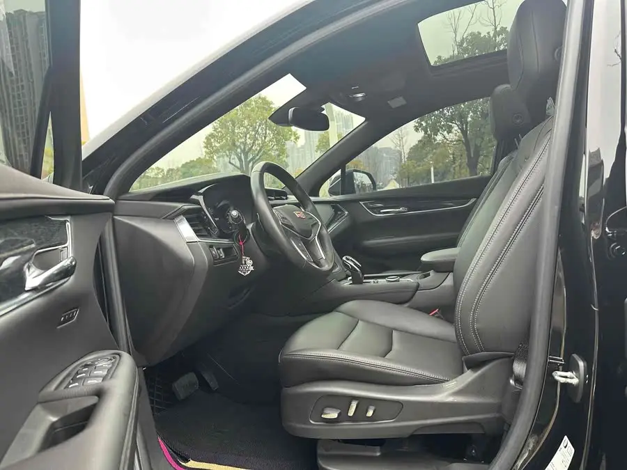 Cadillac XT5 2022 2.0T Luxury FWD