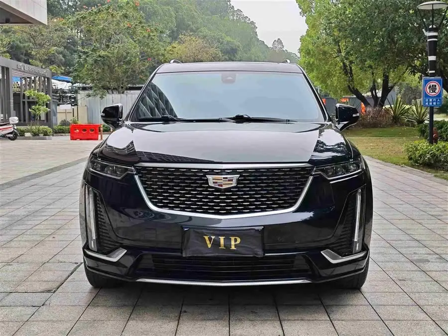 كاديلاك XT6 2022 2.0T فاخرة بخمسة مقاعد ودفع رباعي