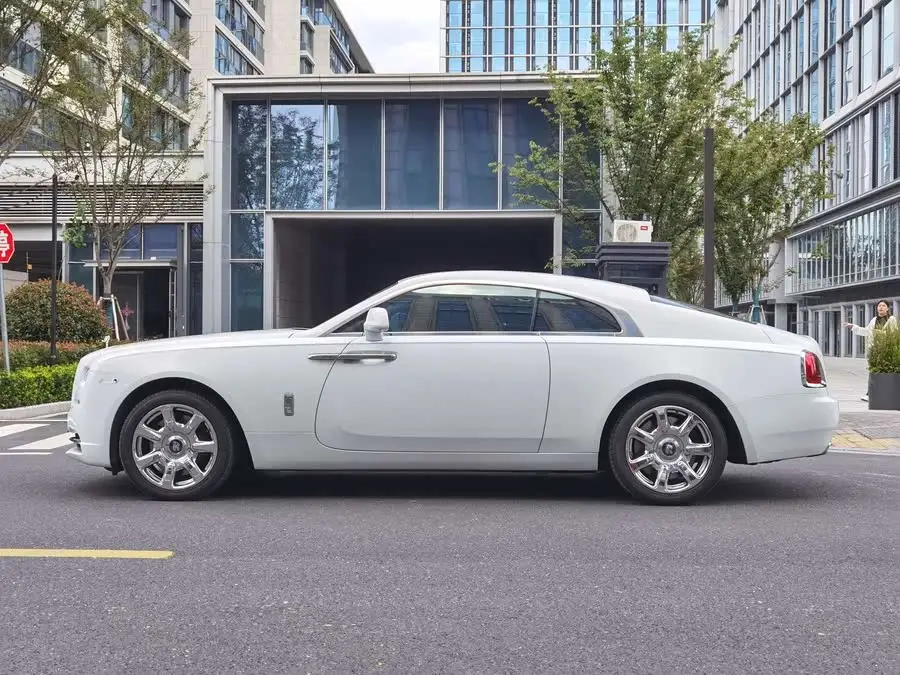 Phantom 2018 6.6T Standard Edition