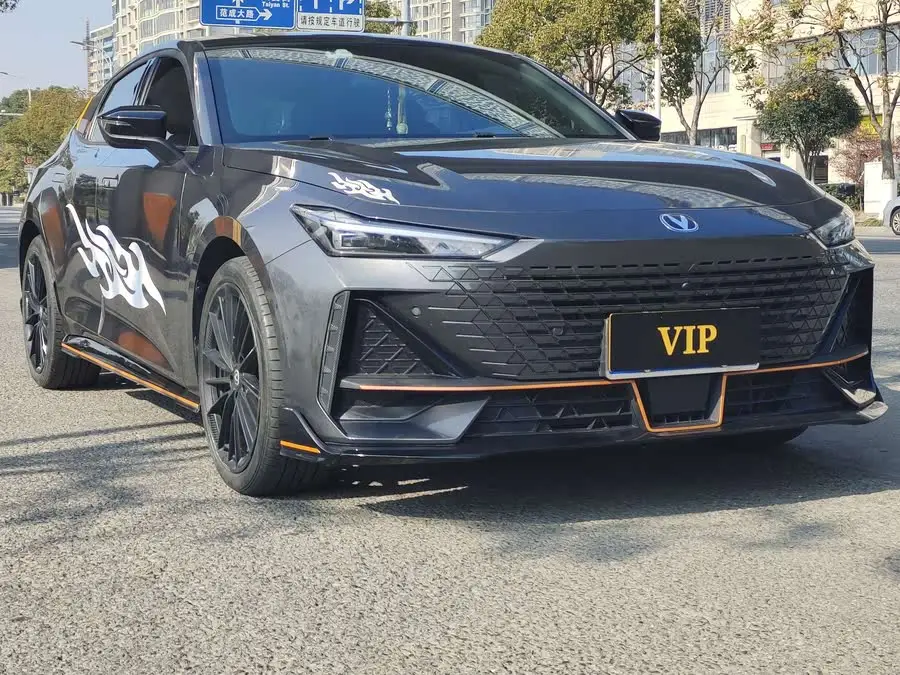 Changan UNI-V 2023 1.5T Sport Edition