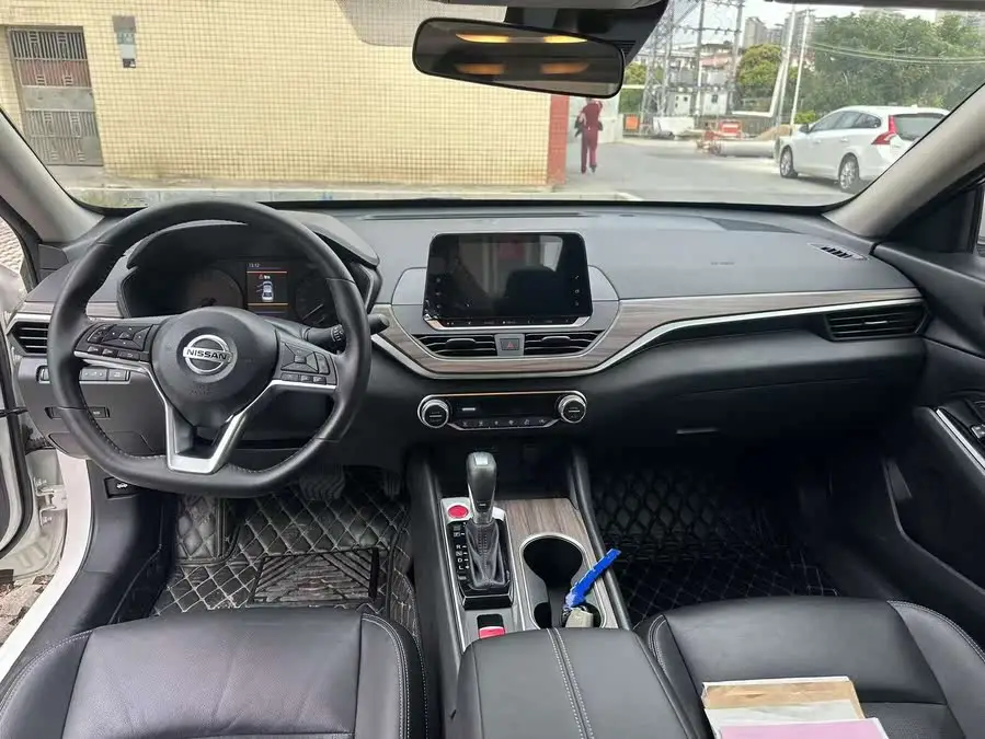 تينلاي 2021 2.0L XL نسخة الراحة