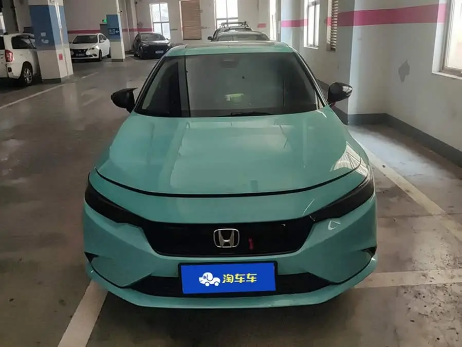 2022 Model 240TURBO CVT Phantom Night Luxury Edition