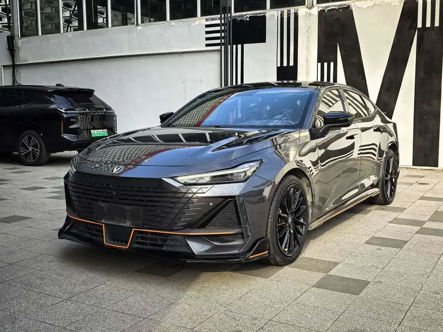 Changan UNI-V 2022 1.5T Sport Edition