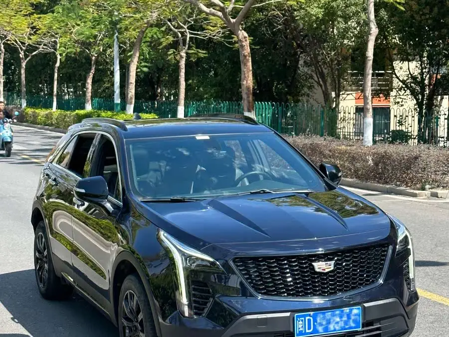 Cadillac XT4 2021 28T Luxury FWD