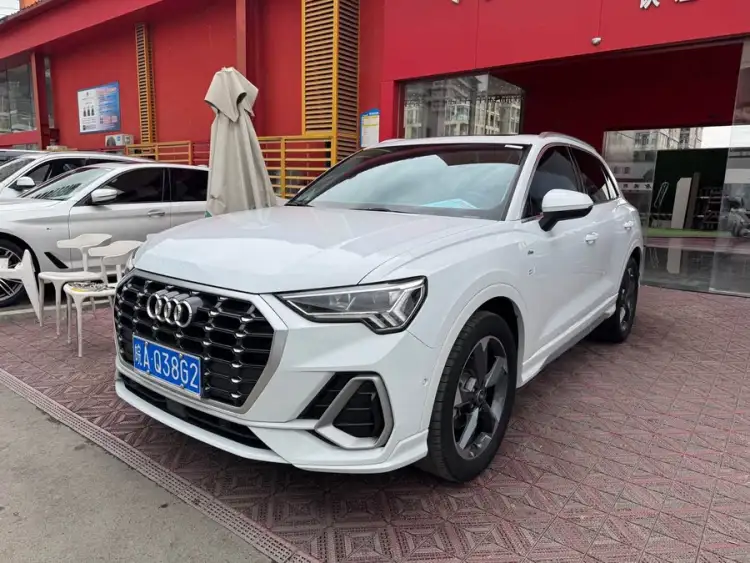 Audi Q3 2022 35 TFSI Progressiv Sport