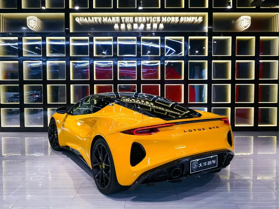 إيميرا 2021 الطراز 2.0T DCT النسخة الأولى