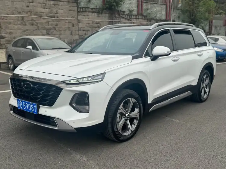 2023 Hyundai Santafe Traveler 380T GDi Automatic Two-Wheel Drive GLX Elite