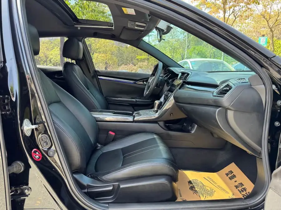 Civic 2021 HATCHBACK 220TURBO CVT Cool Control