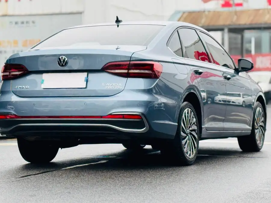 Lavida 2023 280TSI DSG Forever Edition