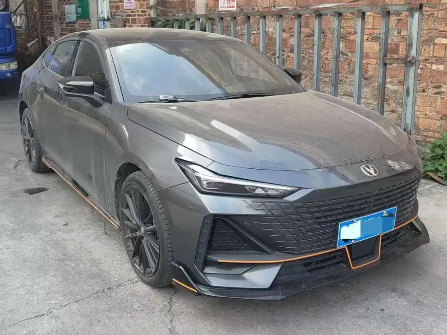 Changan UNI-V 2023 1.5T Sport Edition