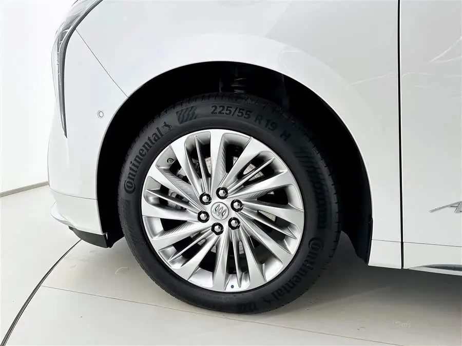 قرن 2023 طراز 2.0T نسخة يونس سبعة مقاعد