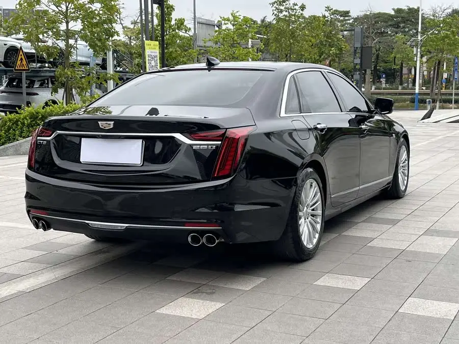 كاديلاك CT6 2021 28T النخبة