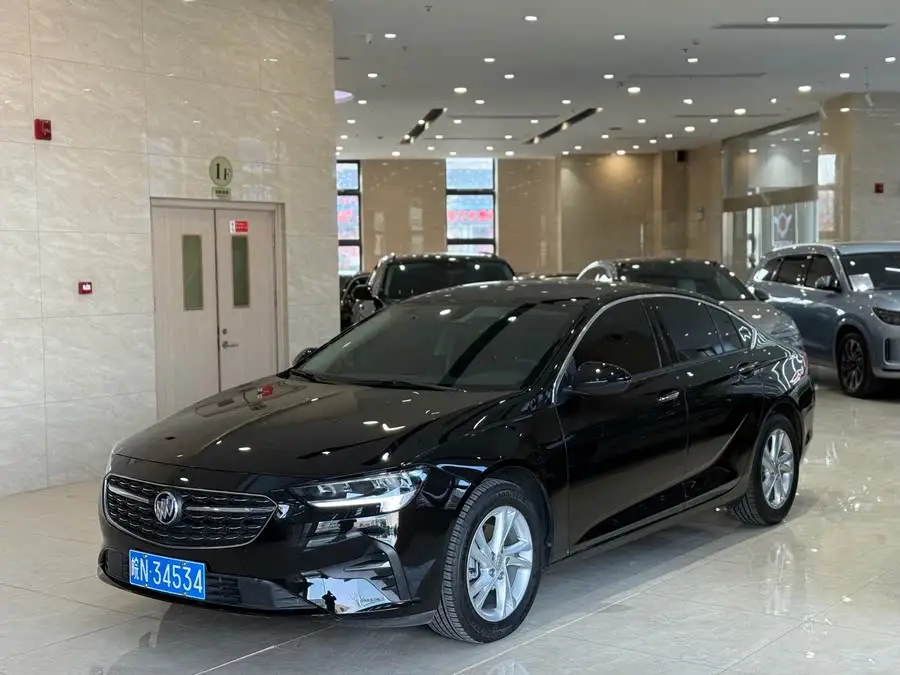 بيوك رجَال 2023 552T إصدار ذكي