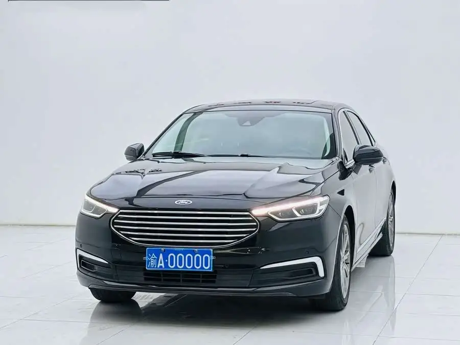 2019 Taurus EcoBoost 245 Premium