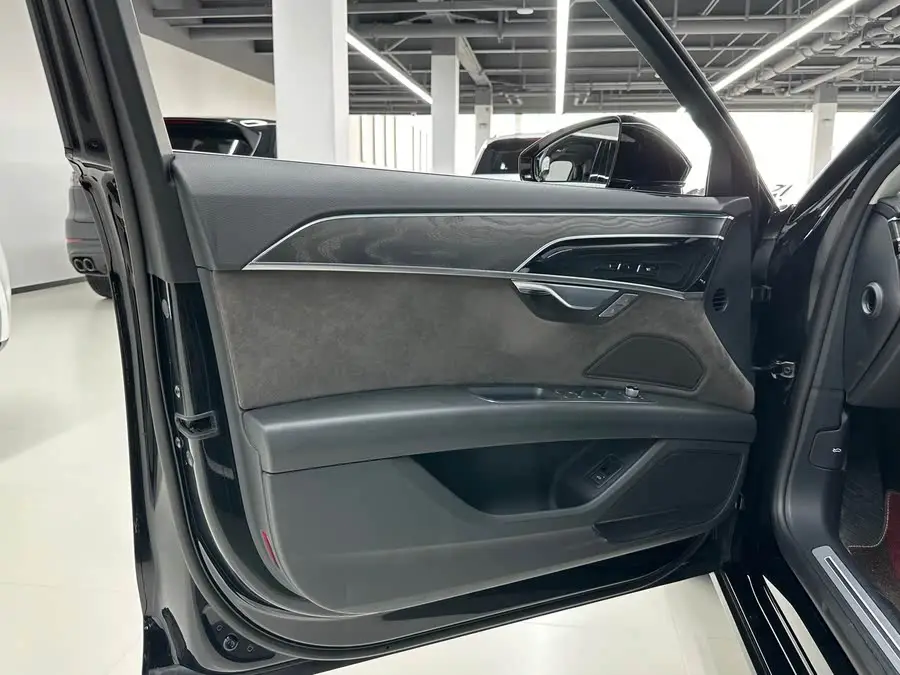 أودي A8 طراز 2021 A8L 50 TFSI كواترو راحة