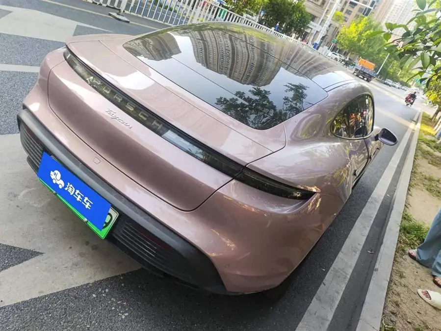 تايكان 2022 نموذج تحديث