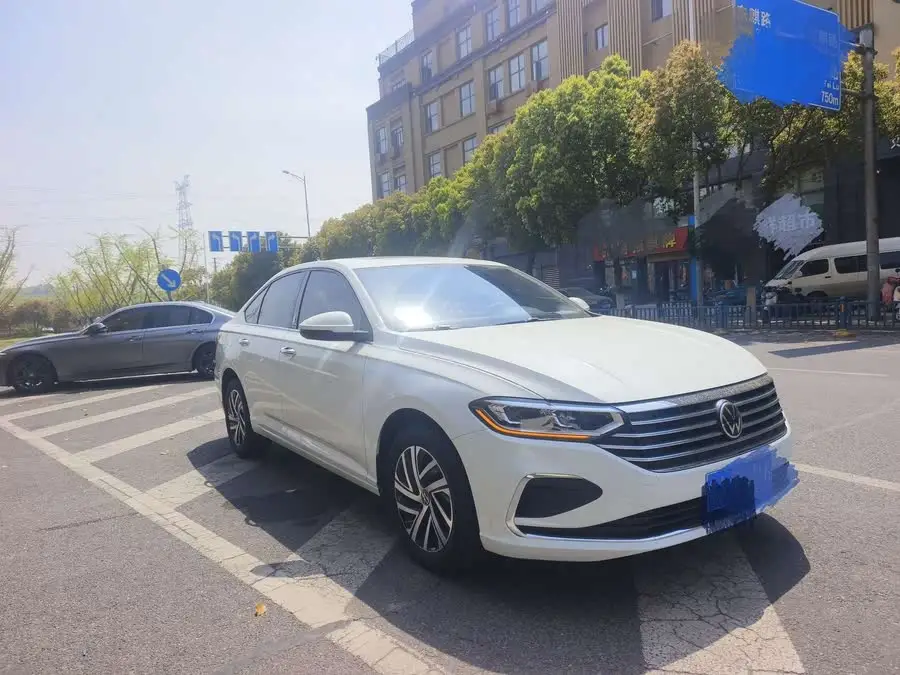 LAVIDA 2023 Model Facelift 1.5L Automatic Starry Five Million Edition