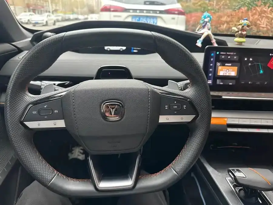 Changan UNI-V 2022 1.5T Premium