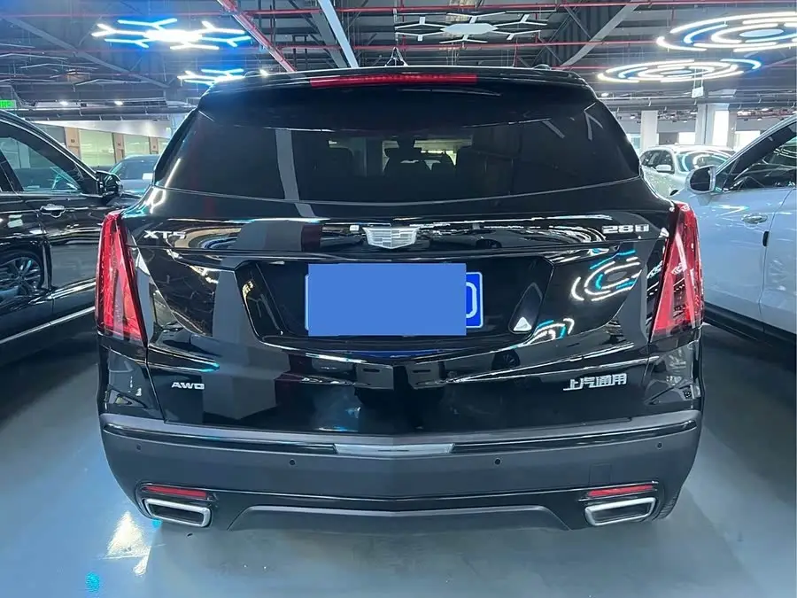 كاديلاك XT5 2020 الفاخرة 28T