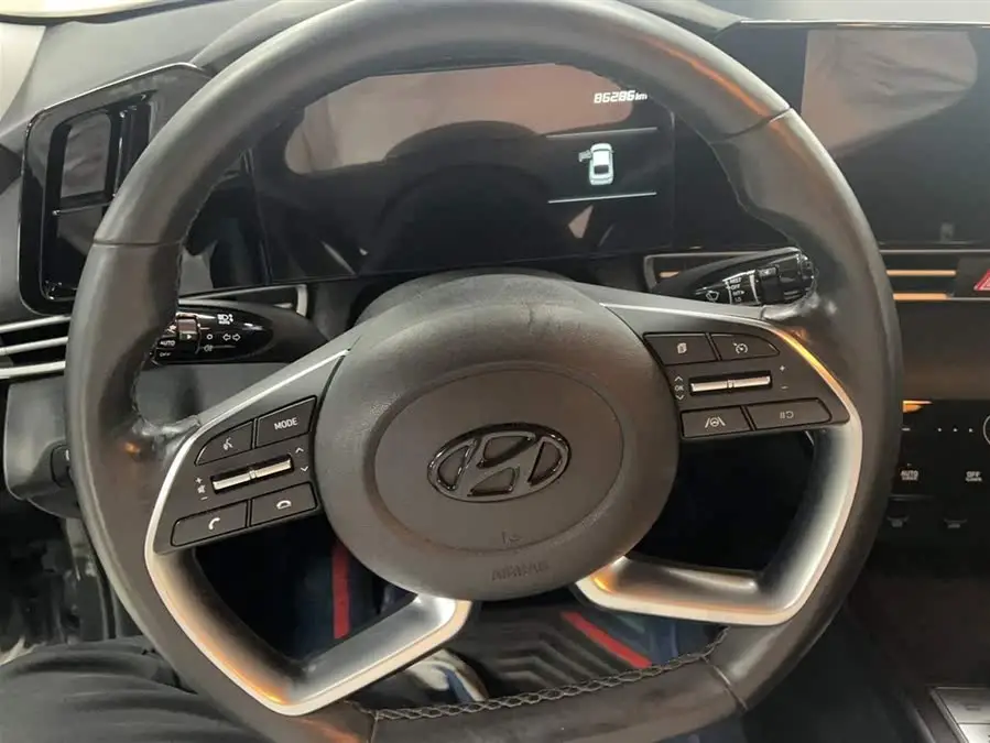 إيلانtra 2021 1.5L CVT LUX النسخة المميزة