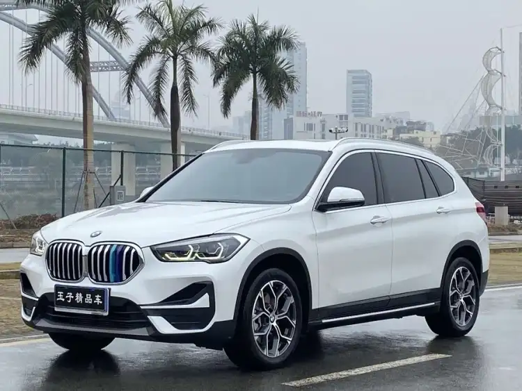 BMW X1 2021 sDrive25Li Leading Edition