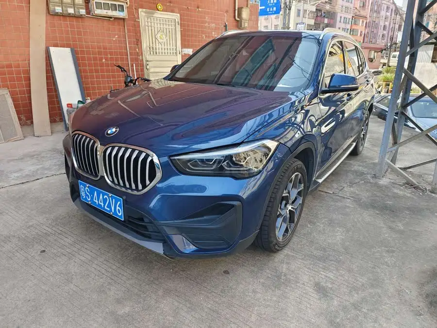 BMW X1 2021 sDrive25Li Leading Edition