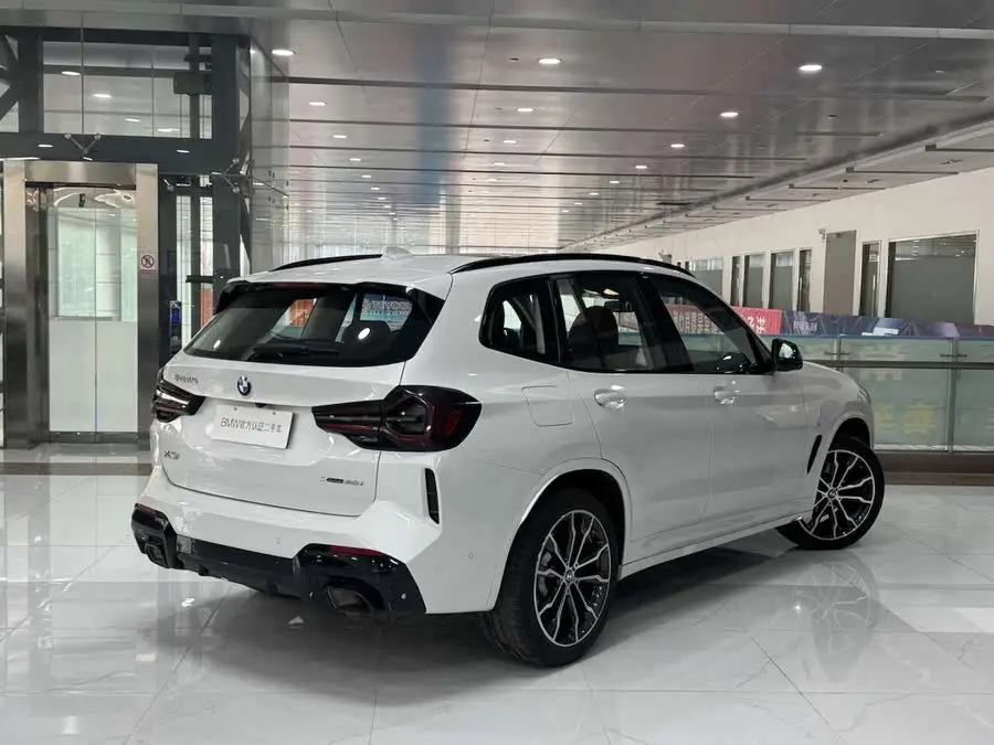 BMW X3 2023 xDrive30i Leading Model M Night Package