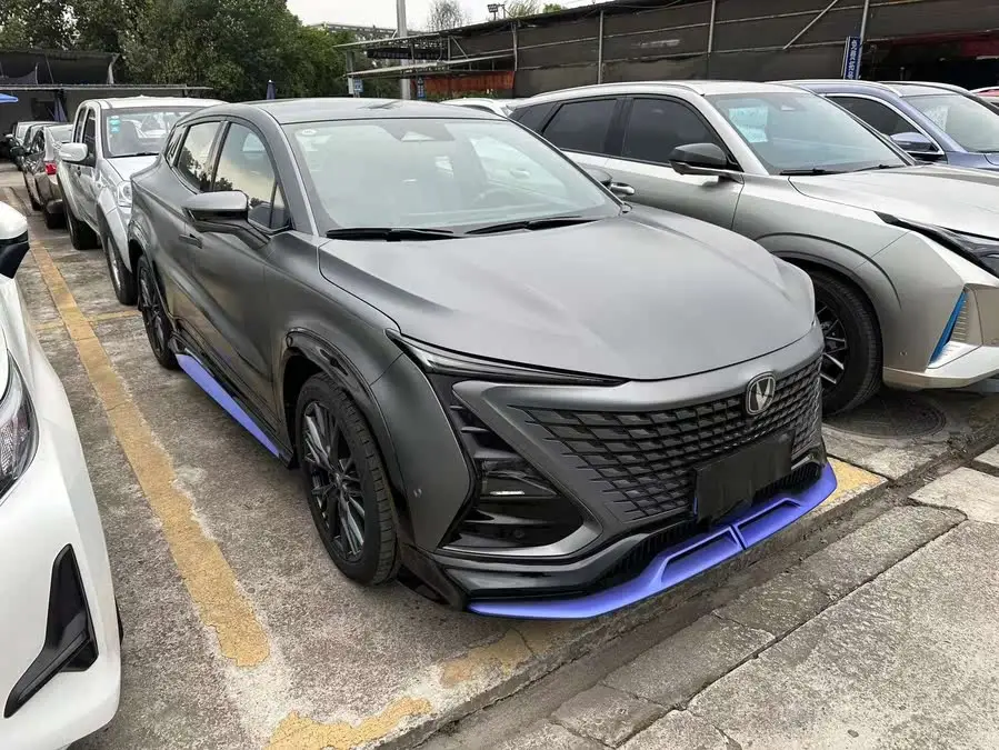 تشانغآن UNI-T 2023 الجيل الثاني 1.5T النسخة الرياضية الفاخرة