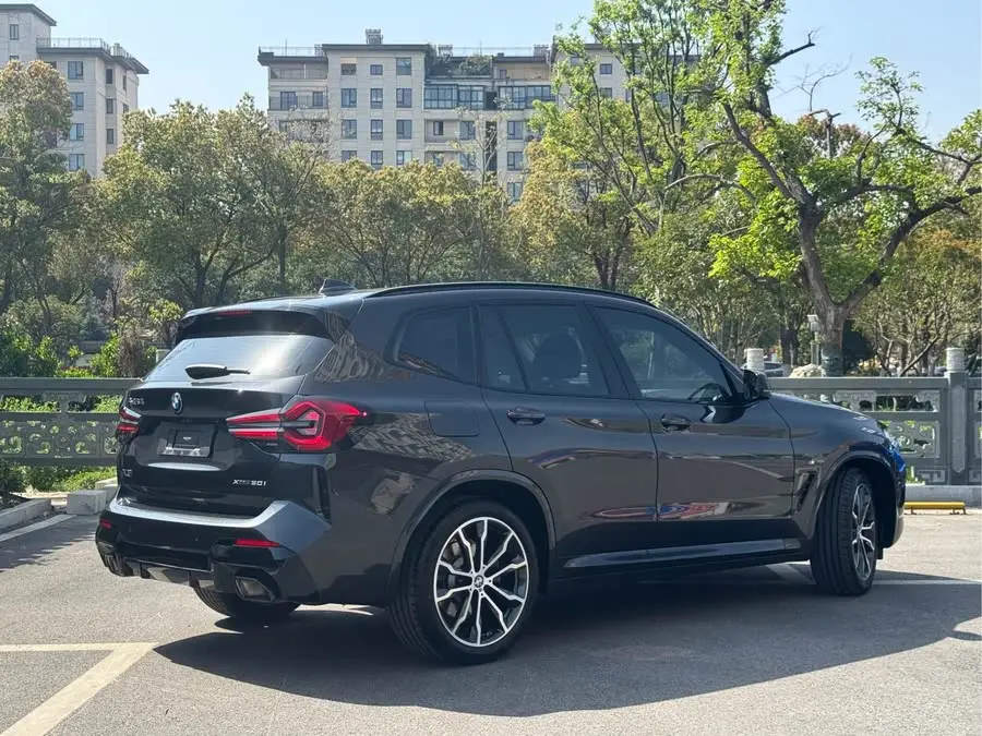 BMW X3 2022 xDrive30i Leading Model M Sport Package