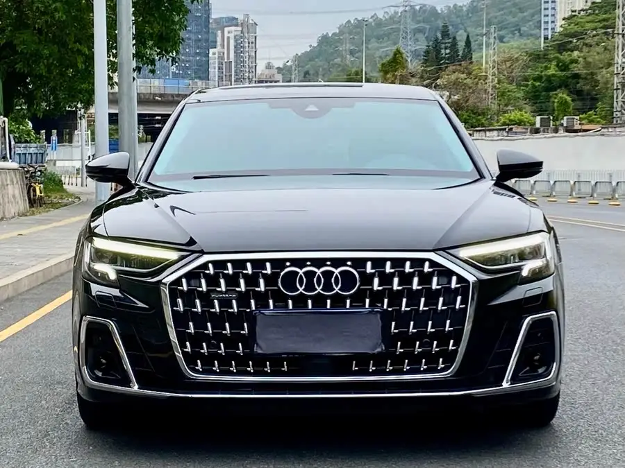 أودي A8 2023 A8L 45 TFSI كواترو فاخرة