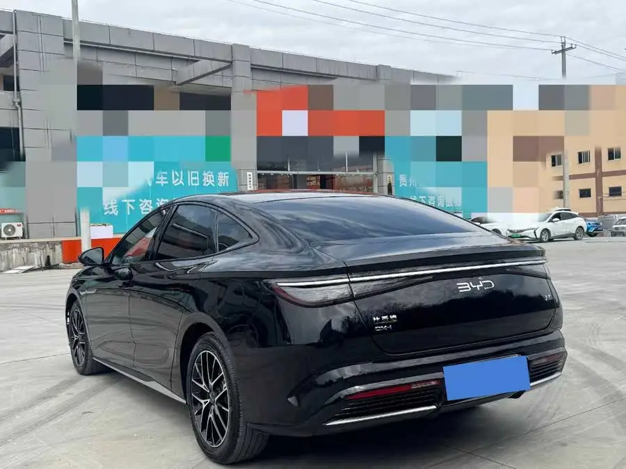 Seal 2023 DM-i 1.5L 121km Premium