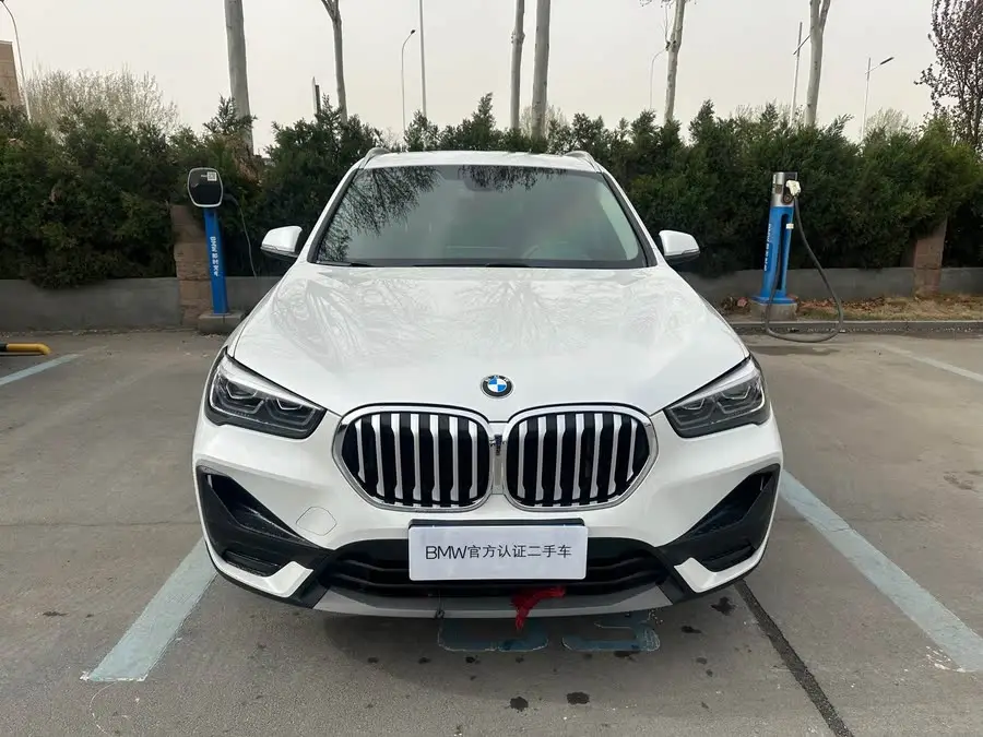 BMW X1 2020 sDrive25Li Leading Edition