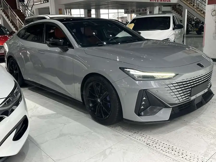 Changan UNI-V 2022 1.5T Sport Edition