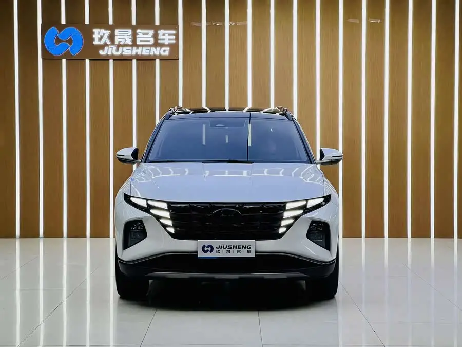 2023 Tucson 1.5T Automatic Two-Wheel Drive DLX Luxury Edition